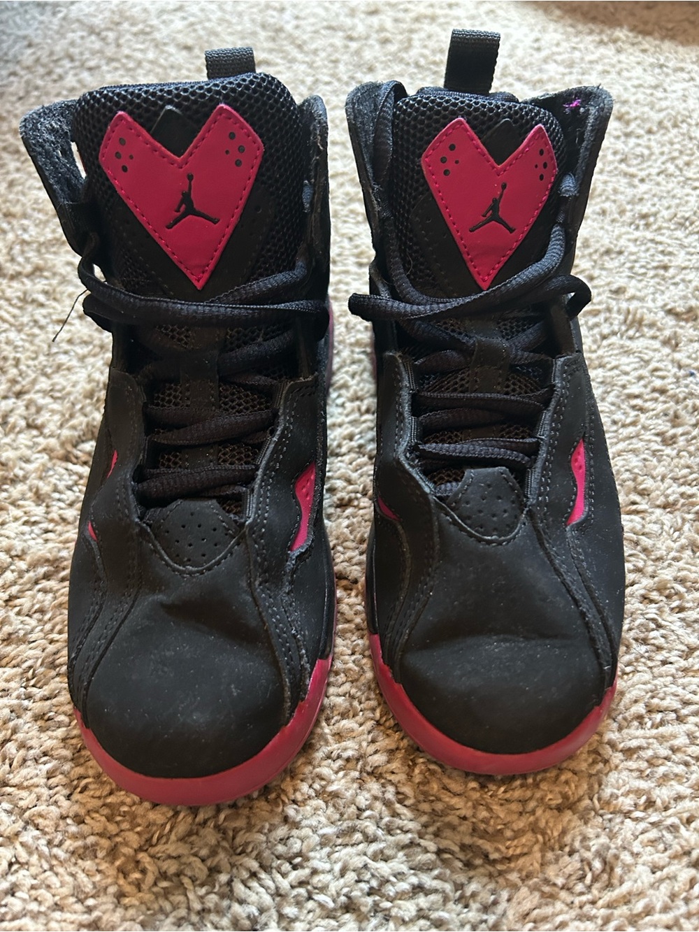 Nike Jordan True flight black sport fuchsia size 1 youth